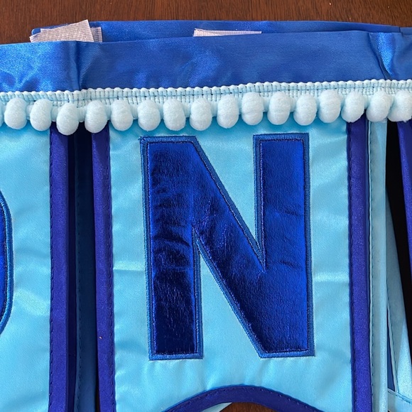 Birthday High Chair Decoration and Bib - ONE banner and I am One Bib - Picture 15 of 15